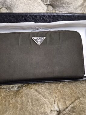 Prada Men’s Olive Green Zip Wallet
